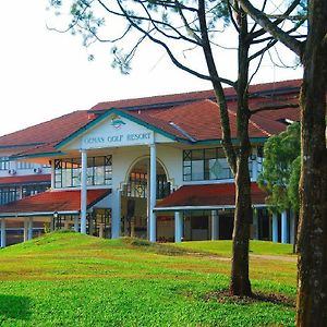 Gemas Golf Resort